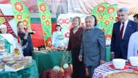 Минниханов посетил ярмарку &laquo;Город мастеров&raquo; в Агропромышленном парке Казани