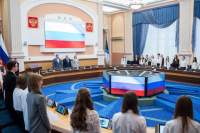 Новосибирским школьникам вручили паспорта гражданина Российской Федерации